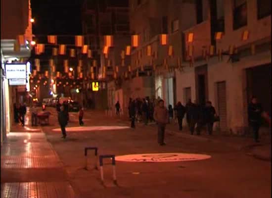 Imagen de La calle Blasco Ibáñez se engalanó en honor a la Virgen de la Inmaculada