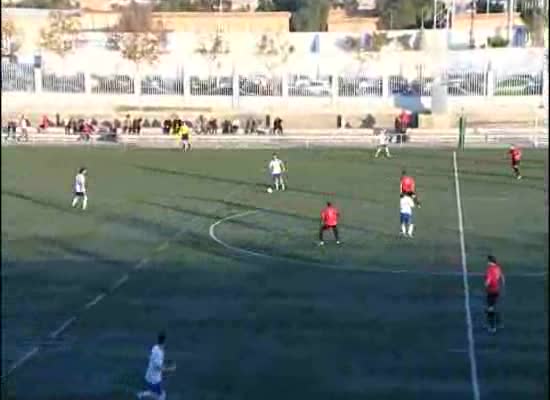 Imagen de El FC Torrevieja consigue la victoria por 1-0 frente al CF La Nucía