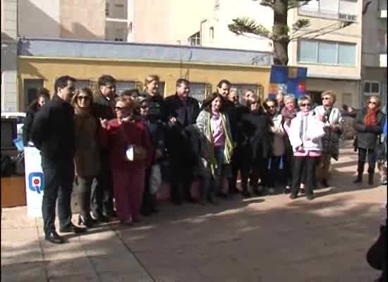 Imagen de Torrevieja conmemora el Día Mundial contra el cancer