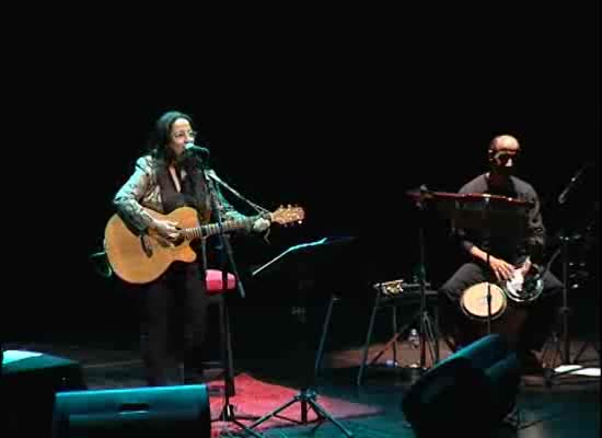 Imagen de Torrevieja Celebra el Día Internacional de la Mujer con la Música de Inma Serrano