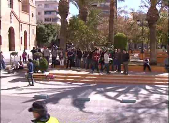 Imagen de La policía local anuncia el cese temporal de sus protestas 