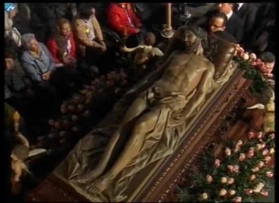 Imagen de Viernes Santo de nota para una Semana Santa histórica