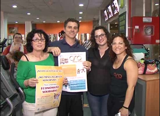 Imagen de El Economato Solidario de AMFA recibirá alimentos gracias a la iniciativa de un gimnasio