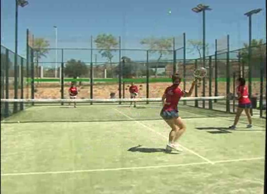 Imagen de Se celebra las Series Nacionales de Padel Amstel Radler en Torrevieja