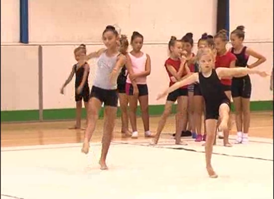Imagen de Torrevieja acoge del 12 al 16 de julio el VIII Campus de gimnasia rítmica de Jennifer Colino