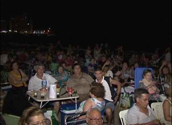 Imagen de 2.000 personas asisten a la XXIII Noche de Habaneras en la Playa