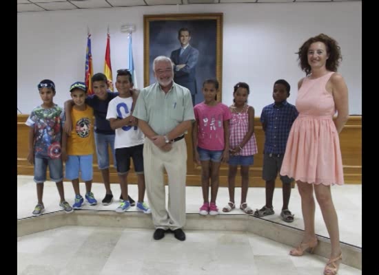 Imagen de Ocho niños saharauis disfrutan en Torrevieja del programa 