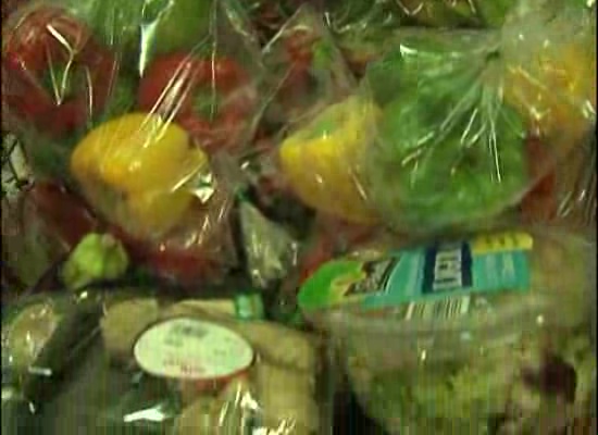 Imagen de Alimentos Solidarios prepara para agosto lotes y vales especiales para familias necesitadas