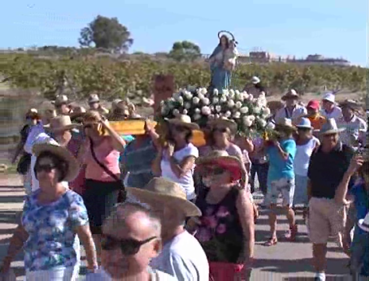 Imagen de La Romería en honor a la Virgen del Rosario centra la actividad festiva en La Mata