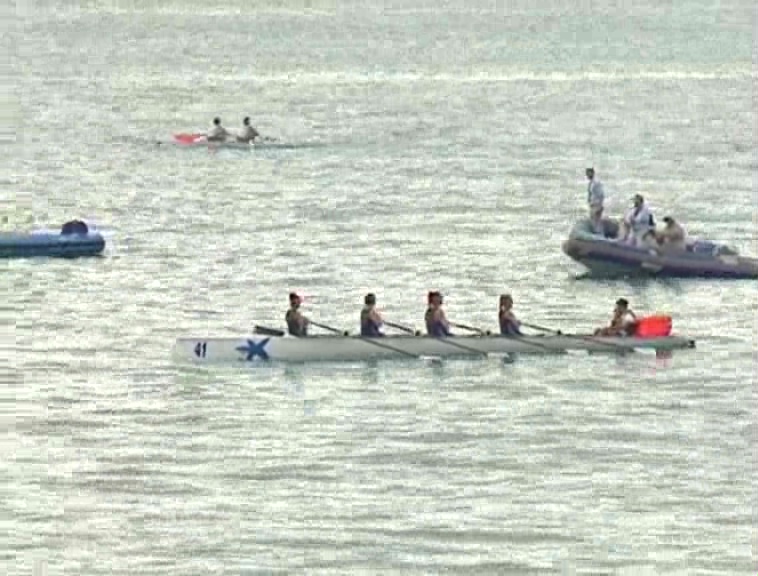 Imagen de Dos oros, una plata y dos bronces para el RCNT en el II Camp. de España de Remo de Mar