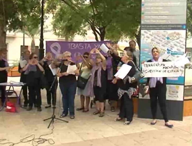 Imagen de Primera concentración del colectivo feminista de Torrevieja