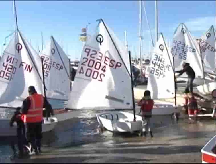 Imagen de Chequia, Italia, Thailanda y Suiza, en el IX Trofeo Internacional Ciudad de Torrevieja