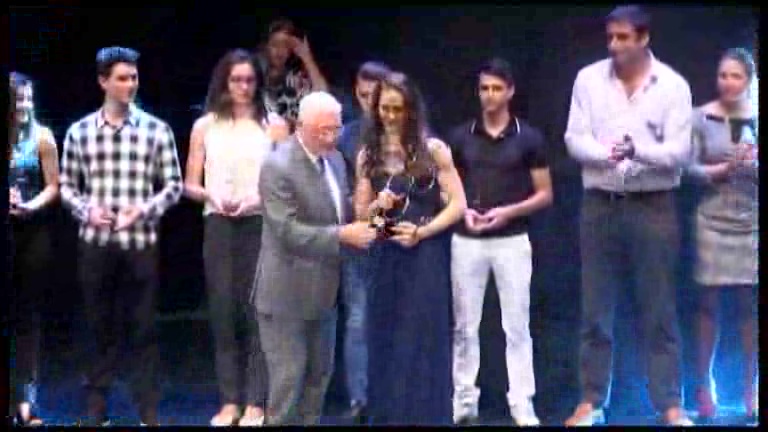 Imagen de La gimnasta Polina Berenzina recibió el premio de Mejor Deportista Absoluta de Torrevieja