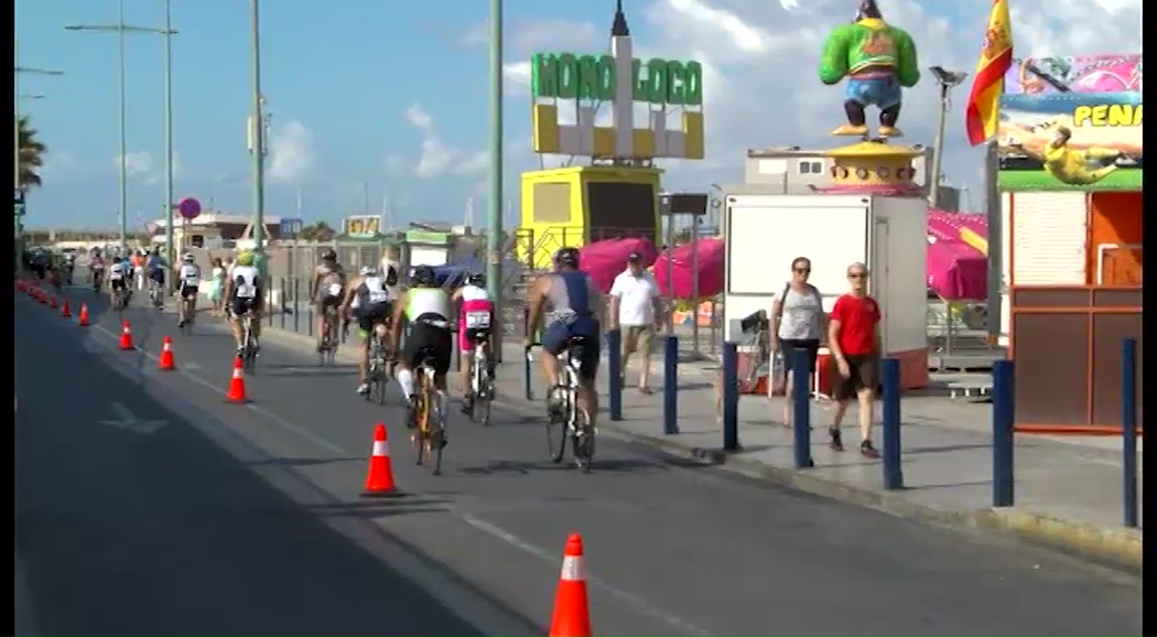 Imagen de Torrevieja acogió la celebracion de una de las etapas del circuito nacional de TriWhite Coup 2016