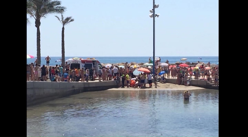 Imagen de Fallece una bañista en las piscinas del Paseo Juan Aparicio