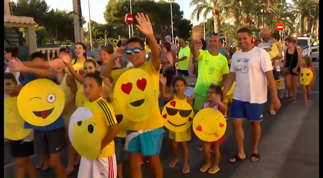 Imagen de Las calles del barrio de San Roque acogieron el Carnaval del Verano