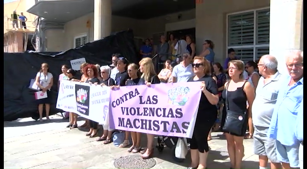 Imagen de Torrevieja condena el último caso de violencia de género