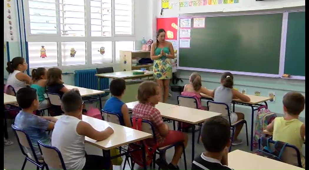 Imagen de Normalidad en Torrevieja en el transcurso de la Vuelta al Cole