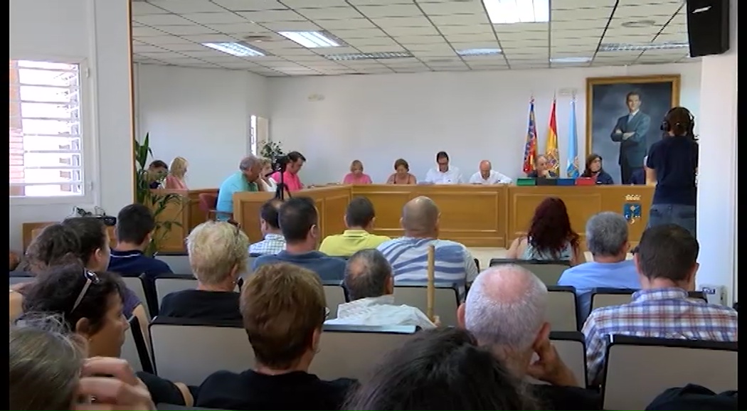 Imagen de Sueña Torrevieja continúa defendiendo la municipalización y se abstiene en la revocación del acuerdo