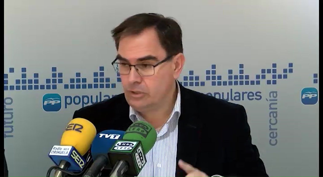 Imagen de Albaladejo acusa a Serrano de 