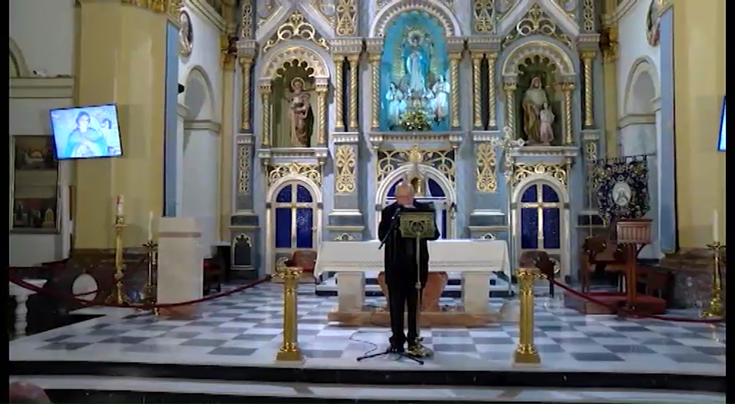 Imagen de El pregón del sacerdote Ginés Ortiz marca el inicio de las fiestas patronales de Torrevieja