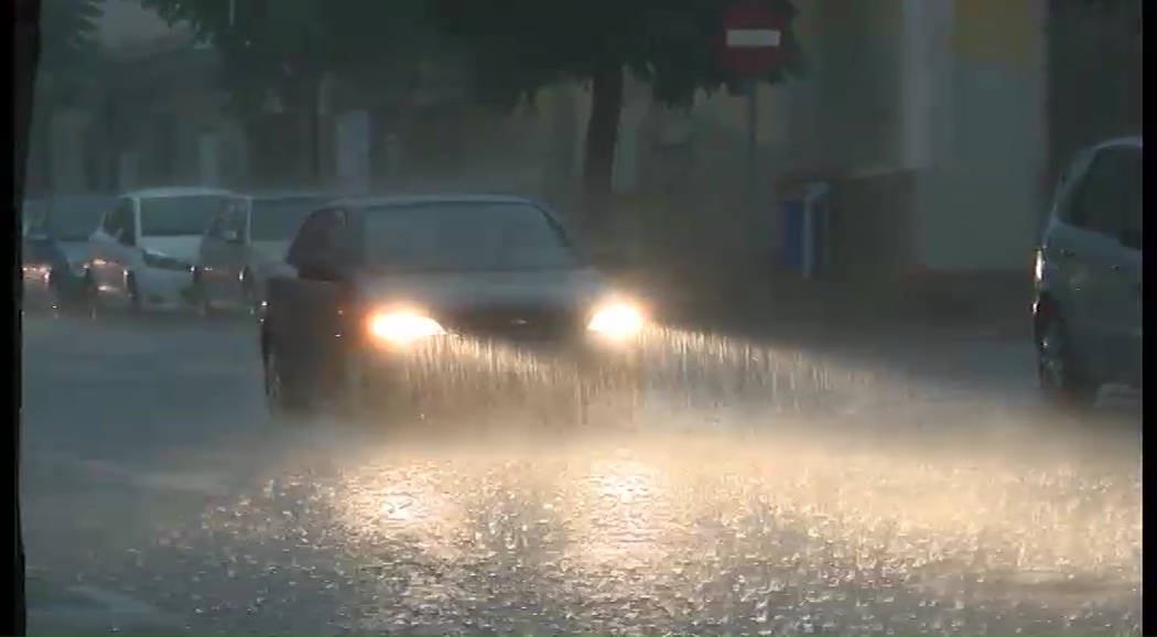 Imagen de Llamamiento a los ciudadanos para que extremen precaución ante la alerta por lluvias