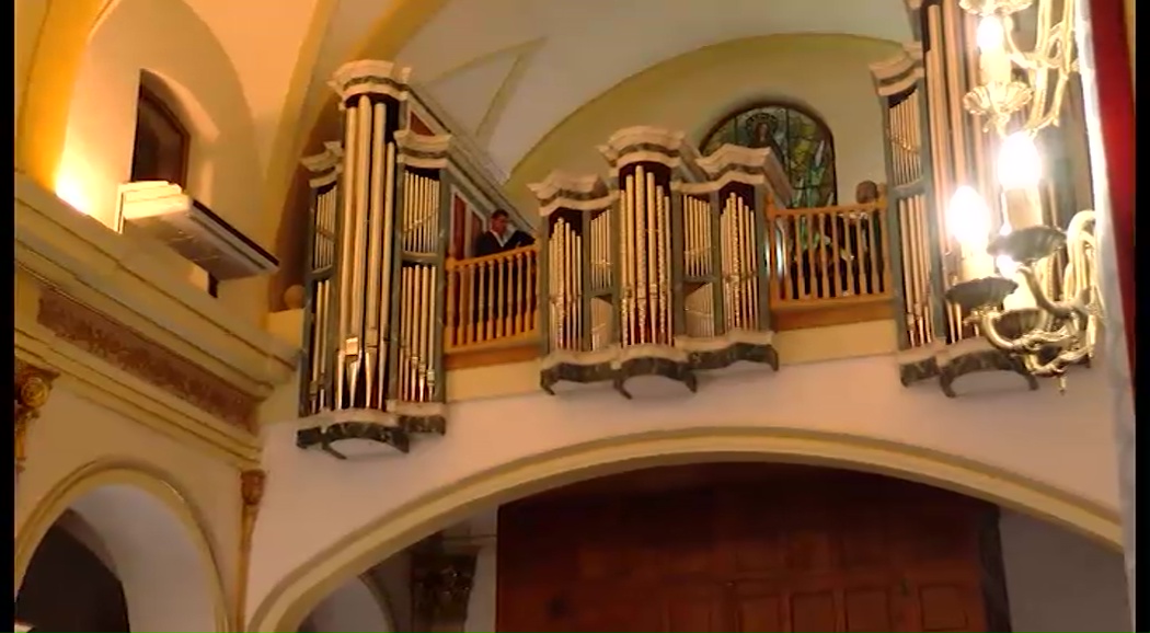 Imagen de El sonido del órgano llena cada rincón de la Parroquia de la Inmaculada
