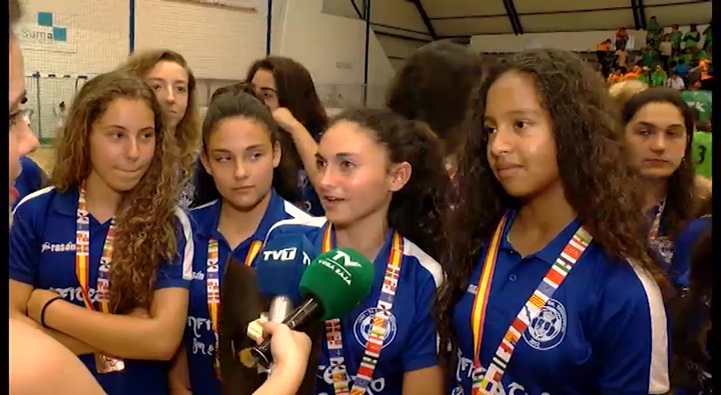 Imagen de Las infantiles del CB Mare Nostrum, terceras clasificadas del Campeonato de España de Balonmano