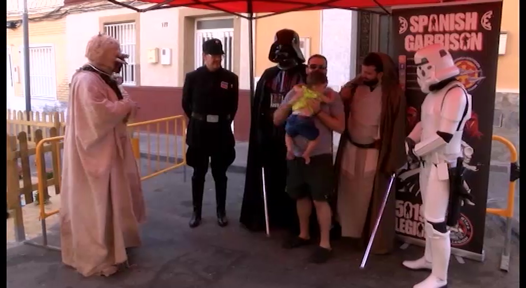 Imagen de Una espectacular cremà pone el broche final a las fiestas de la Hoguera Molinos del Calvario