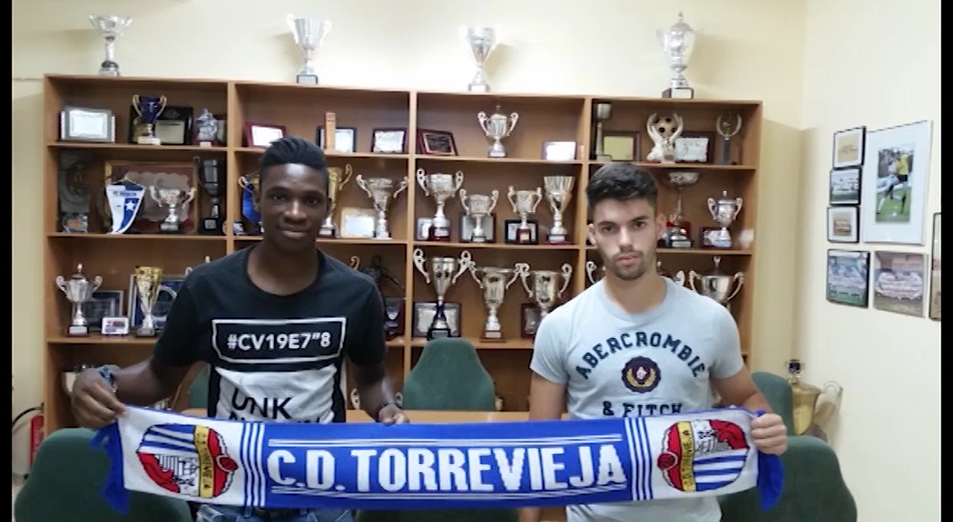 Imagen de Juanpe y Pablo Tenza se incorporan al CD Torrevieja