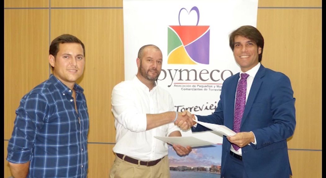 Imagen de Firmado un convenio de colaboración entre Apymeco y un bufeted e abogados