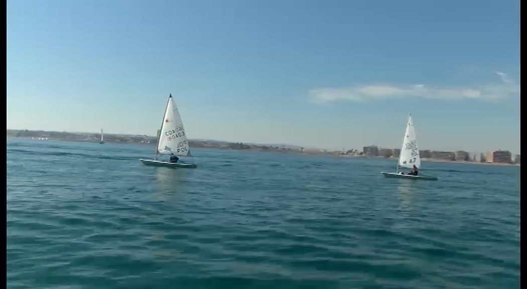 Imagen de Jóvenes del RCNT en el Centro de Tecnificación de Vela de Valencia con miras en las olimpiadas