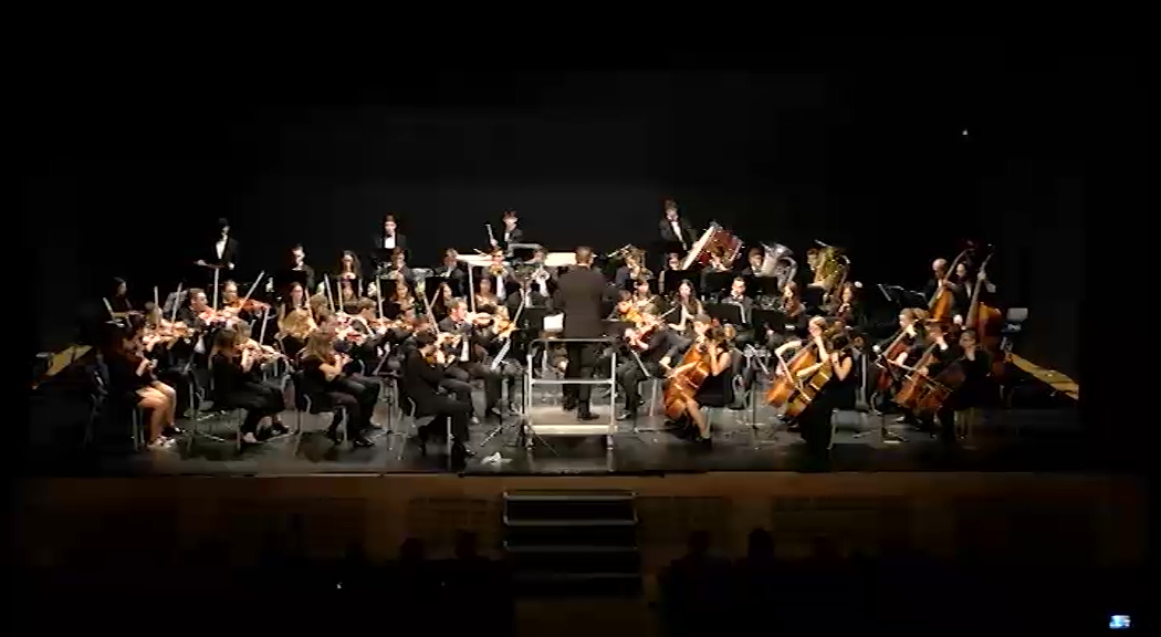 Imagen de La Joven Orquesta Sinfónica de Torrevieja improvisa un doblete por petición de su público