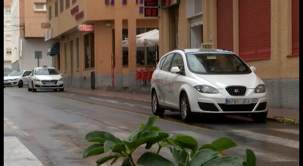 Imagen de Torrevieja se queda sin taxis durante 20 horas con motivo de una huelga general