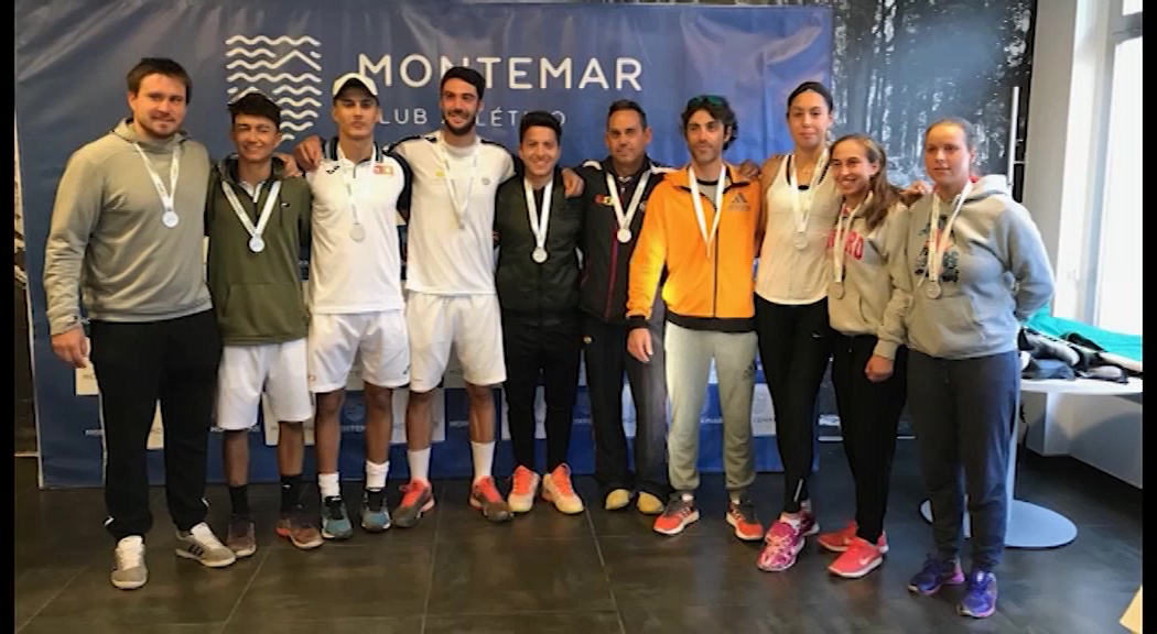 Imagen de Los dos equipos absolutos del CT Torrevieja, subcampeones de la Comunidad Valenciana