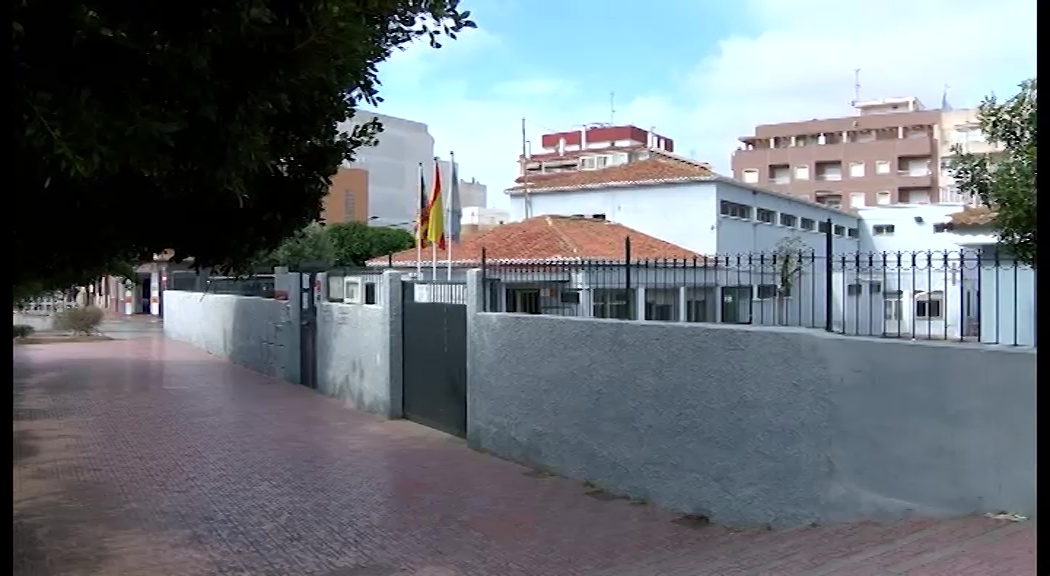 Imagen de Torrevieja valorará adherirse al decreto GVA para cooperar en la adecuación de centros escolares