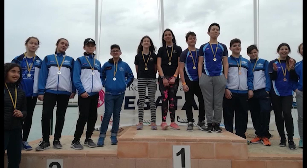 Imagen de Los remeros del RCNT consiguen 3 oros, 7 platas y 3 bronces en Gandía