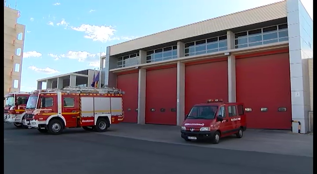 Imagen de Se eleva a 8 el número mínimo de bomberos en el parque de bomberos de Torrevieja