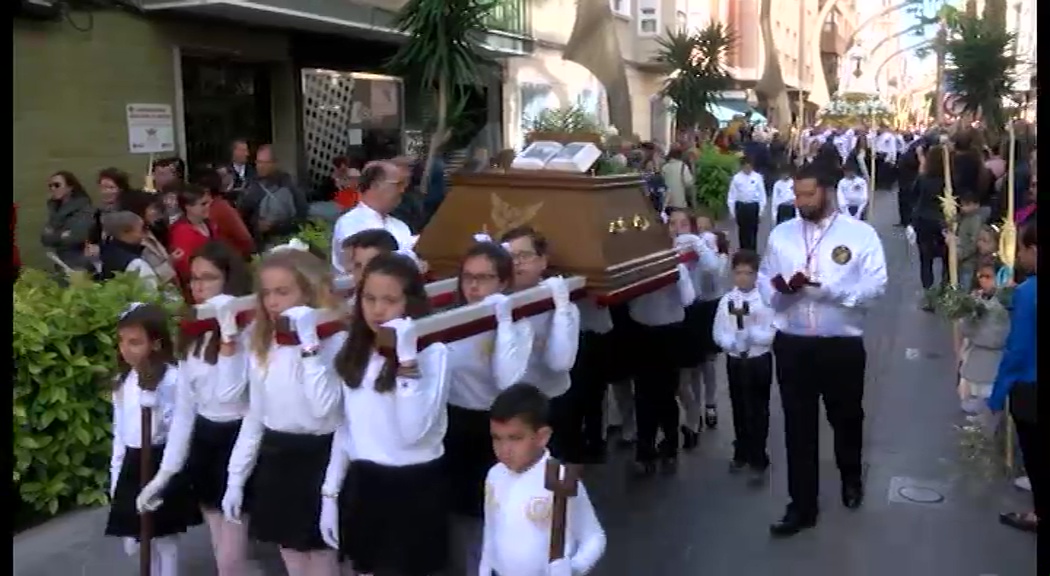 Imagen de El viento, protagonista en las procesiones del Domingo de Ramos