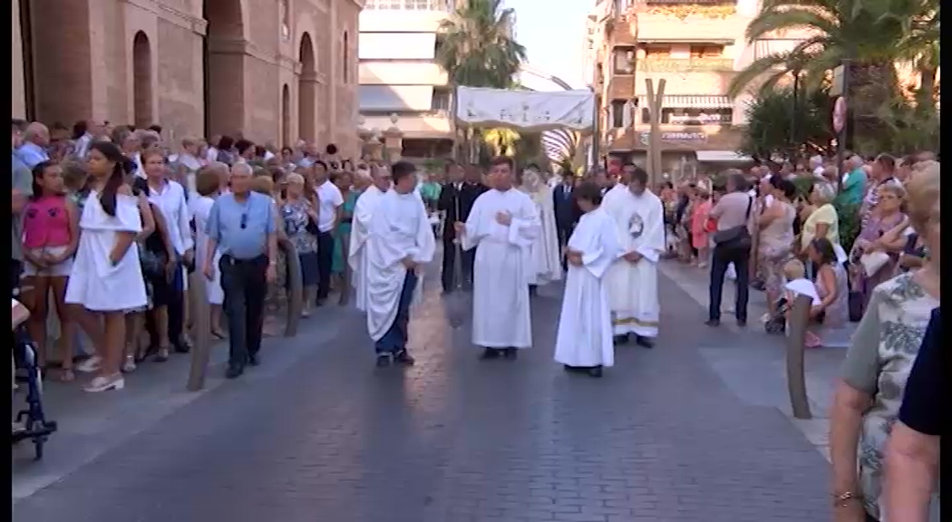 Imagen de La procesión del Corpus Christi contará con un gran tapiz de sal frente a la parroquia