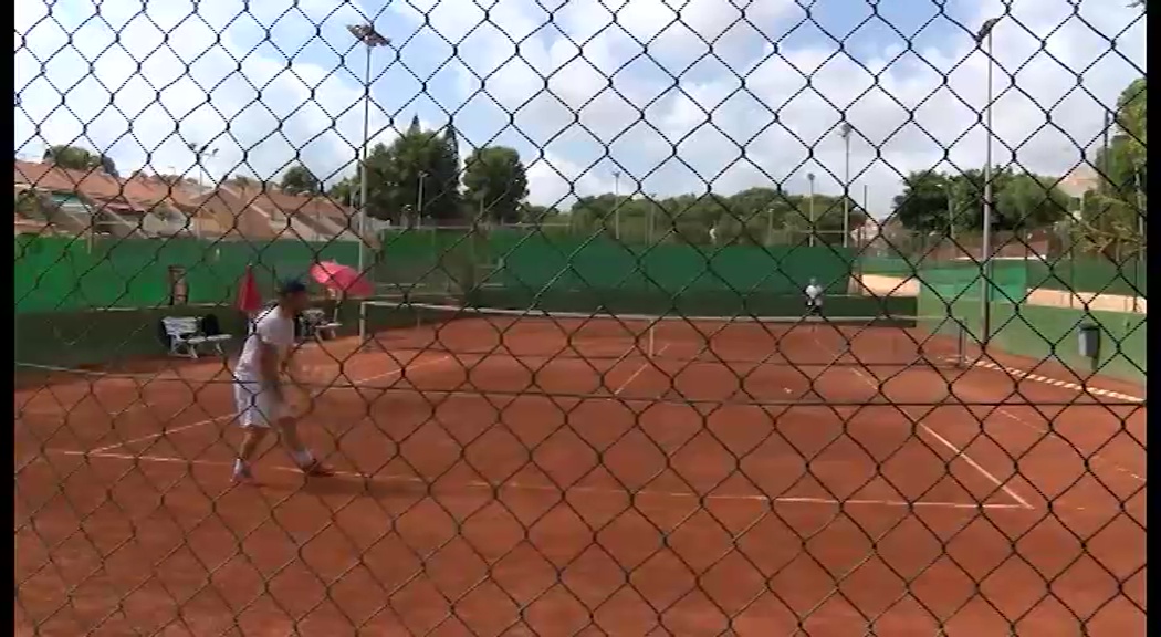 Imagen de Presentado el torneo de tenis Ciudad de Torrevieja que cumple 40 años