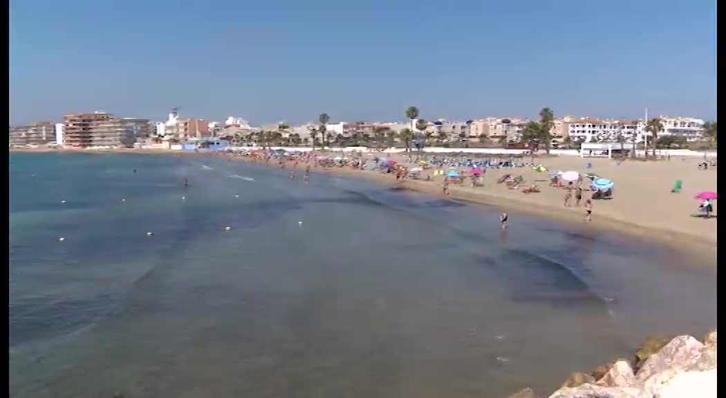 Imagen de El vertido de la Playa de los Náufragos era un producto de mantenimiento para embarcaciones