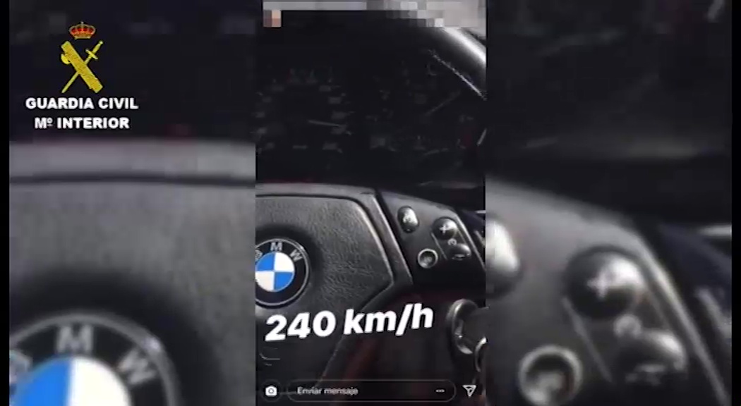 Imagen de Se graba conduciendo a 230 kilómentros por hora, el vídeo se hace viral y llega a la policía