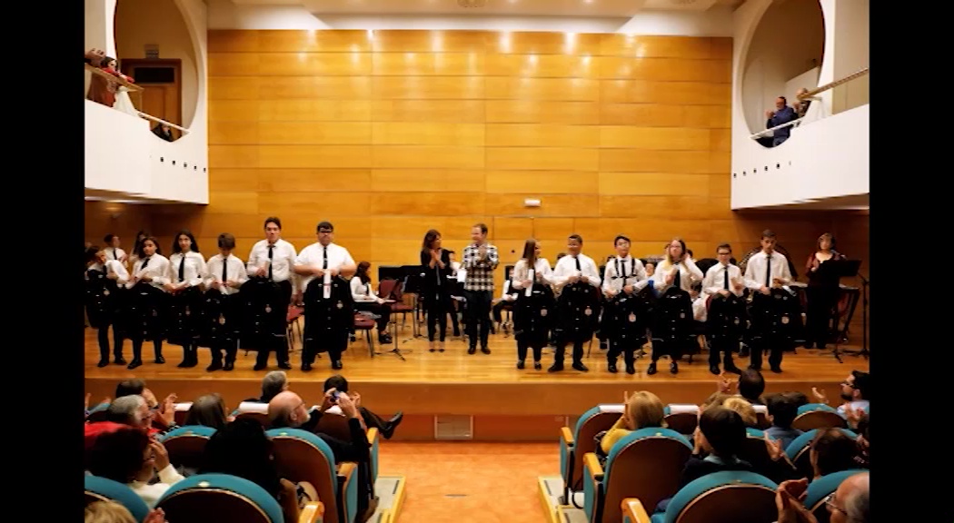 Imagen de Doce alumnos de la Academia de Música de la UMT se incorporan a la banda titular