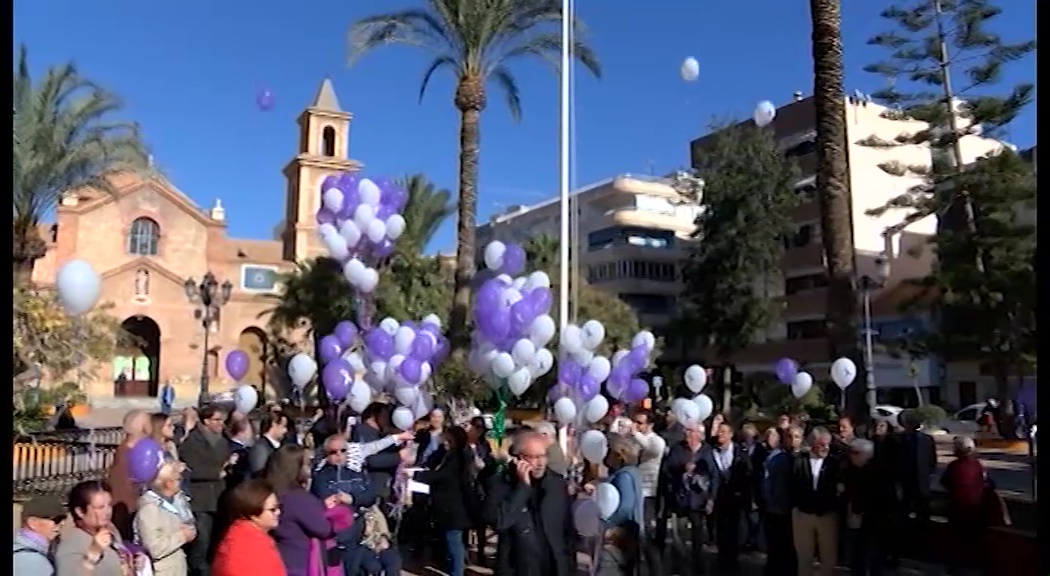 Imagen de Igualdad presenta la campaña «Ni uno más»