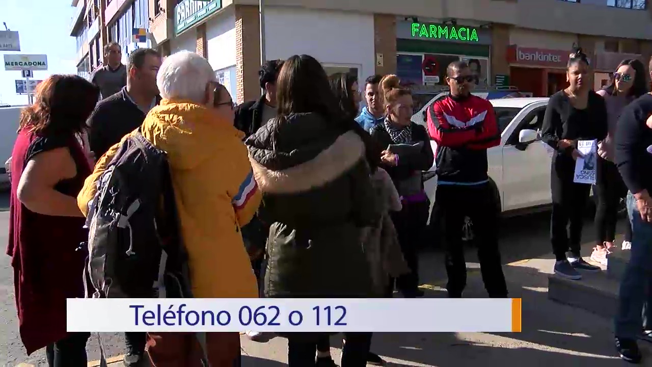 Imagen de Familiares y amigos del joven desaparecido convocan una concentración en el Ayuntamiento de Orihuela