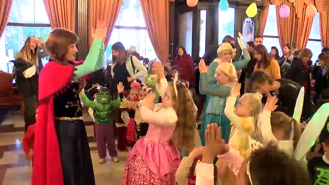 Imagen de El Casino celebra un año más su fiesta infantil de Carnaval