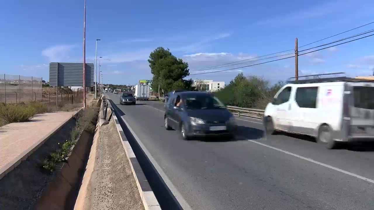 Imagen de La Generalitat aprueba el proyecto de transporte en autobús que mejora el área Torrevieja-Alicante