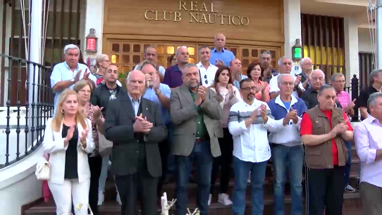 Imagen de El PSOE aplazó su mítin del viernes por el fallecimiento de Rubalcaba y guarda un minuto de silencio
