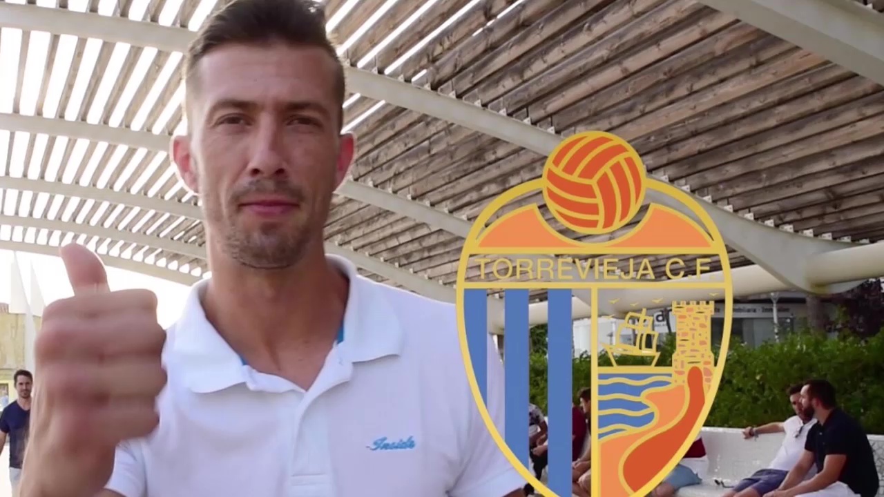 Imagen de Sergio Arias, primera incorporación del Torrevieja CF para la próxima temporada